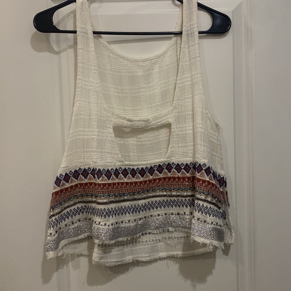 Detailed Tanktop - Picture 2 of 3